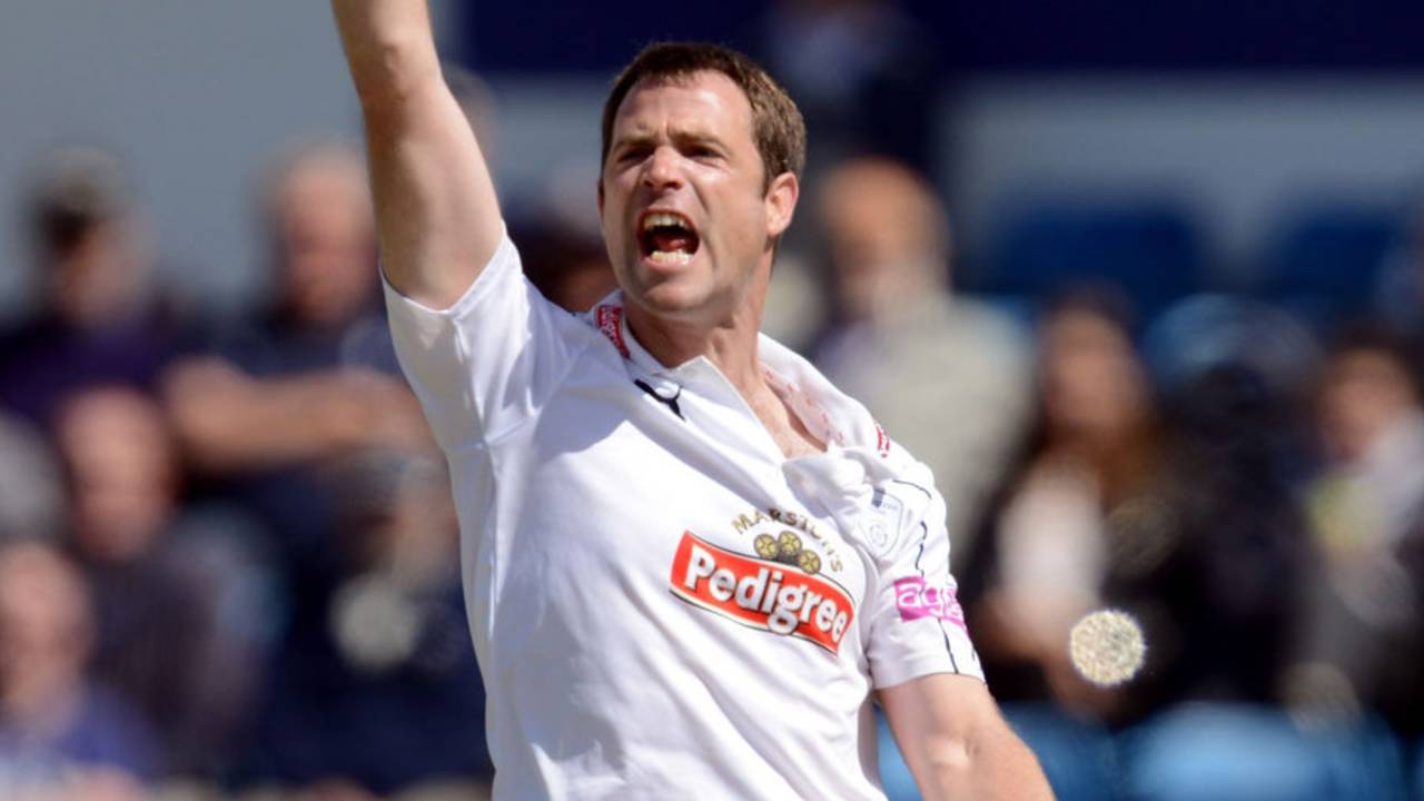 James Tomlinson picked up 4 for 86, Yorkshire v Hampshire, County Championship, Division One, Headingley, 2nd day, May 11, 2015