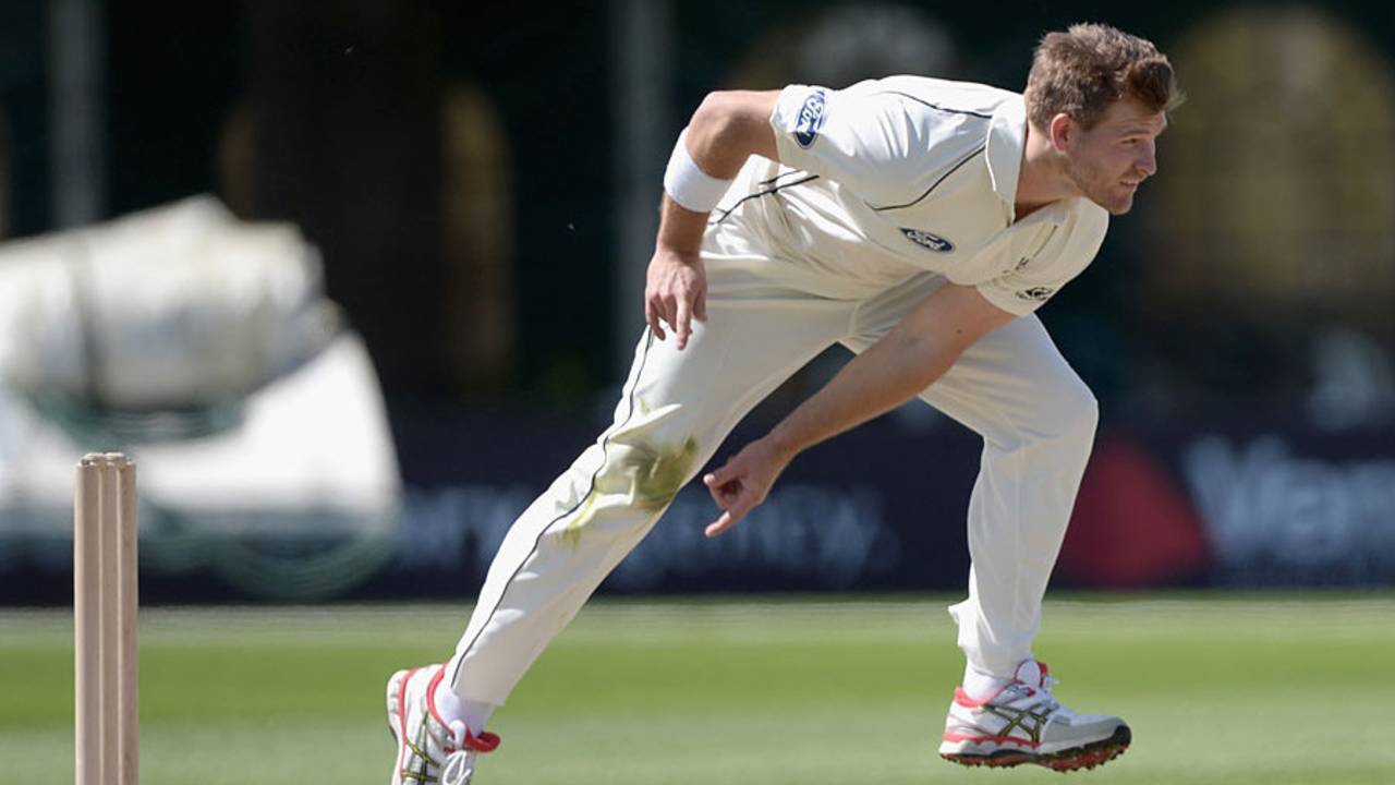 Corey Anderson was released by Mumbai Indians to begin his tour, Worcestershire v New Zealanders, Tour match, New Road, 3rd day, May 16, 2015