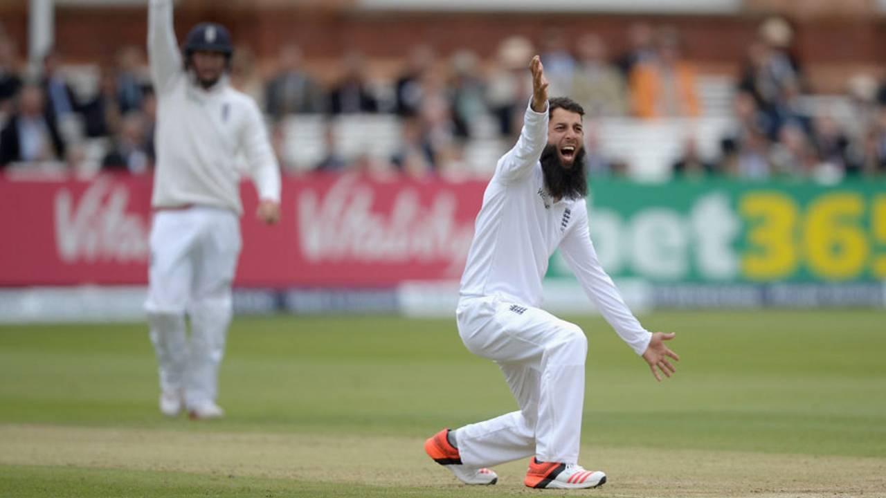 Moeen Ali picked up two wickets in three balls, England v New Zealand, 1st Investec Test, Lord's, 3rd day, May 23, 2015