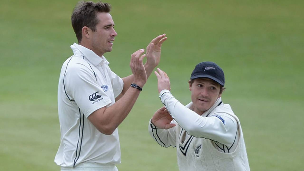 Tim Southee picked up three quick wickets in the morning, England v New Zealand, 2nd Investec Test, Headingley, 3rd day, May 31, 2015