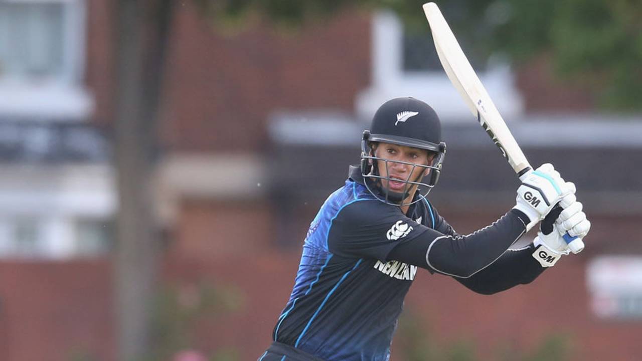 Ross Taylor lashed ten boundaries in his 77, Leicestershire v New Zealanders, Tour match, Grace Road, June 6, 2015