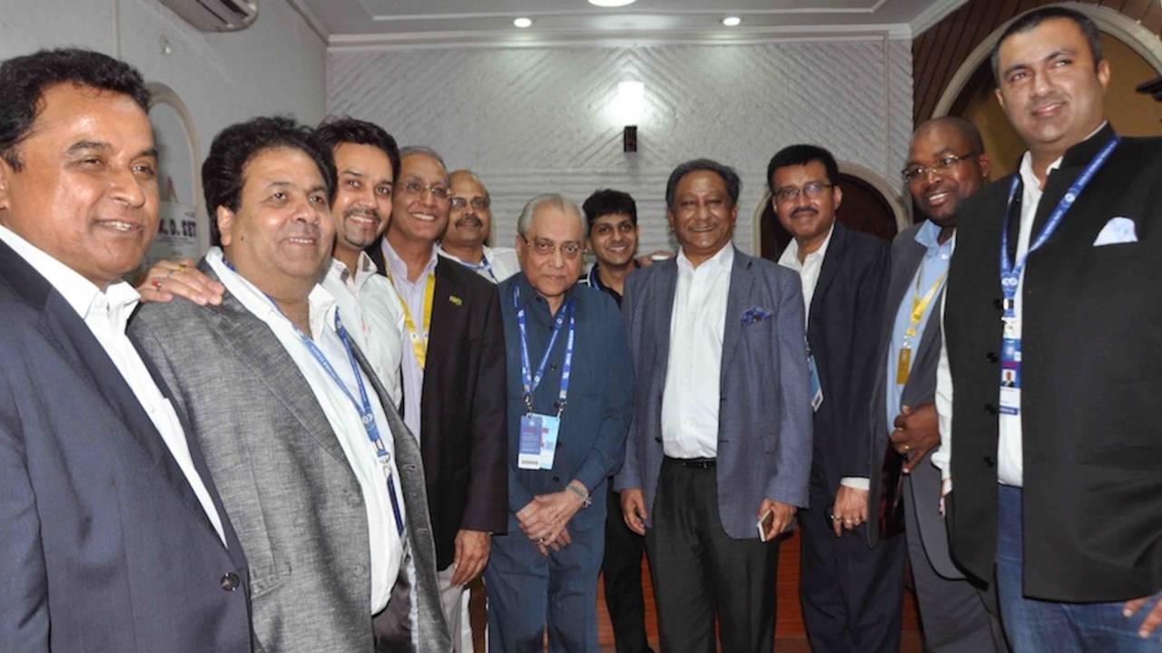 Top BCCI officials with Haroon Lorgat and Mustafa Kamal at the IPL final, May 24, 2015