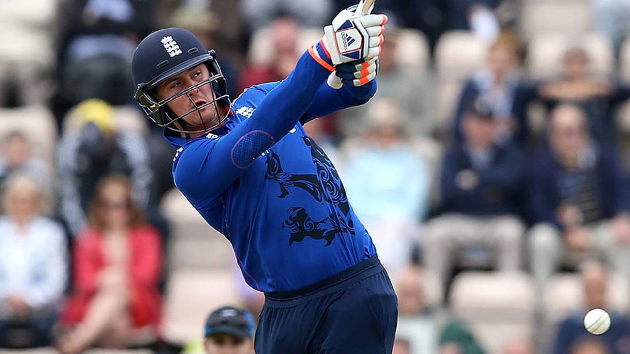 Jason Roy tried to give England a bright start, England v New Zealand, 3rd ODI, Ageas Bowl, June 14, 2015