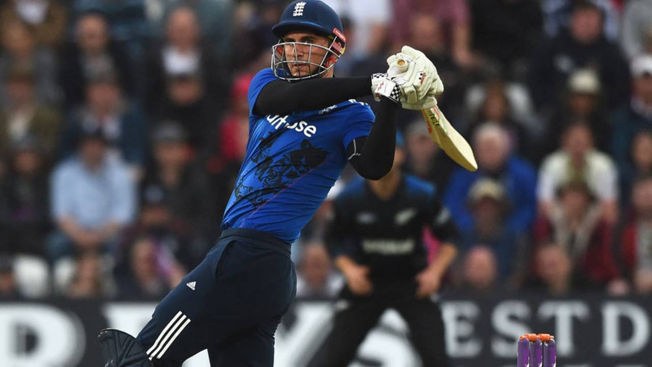 Alex Hales lashed a 32-ball half-century, England v New Zealand, 4th ODI, Trent Bridge, June 17, 2015