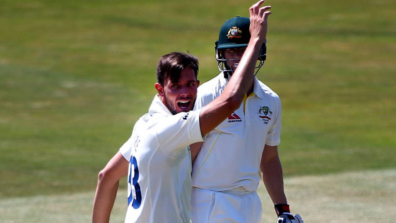 Thomas Moore picked up two wickets in two balls, Essex v Australians, Tour match, Chelmsford, 1st day, July 1, 2015
