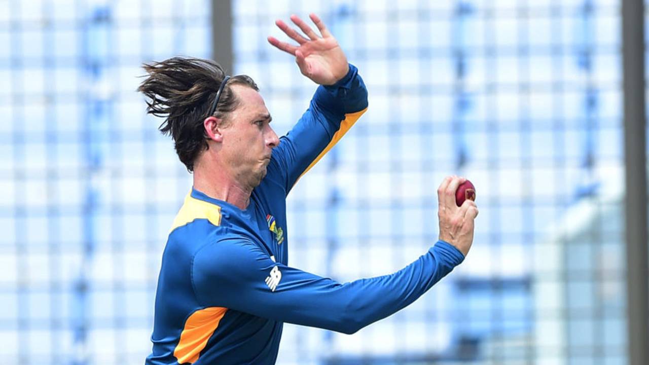 Dale Steyn bowls in the nets during a training session, Chittagong, July 20, 2015