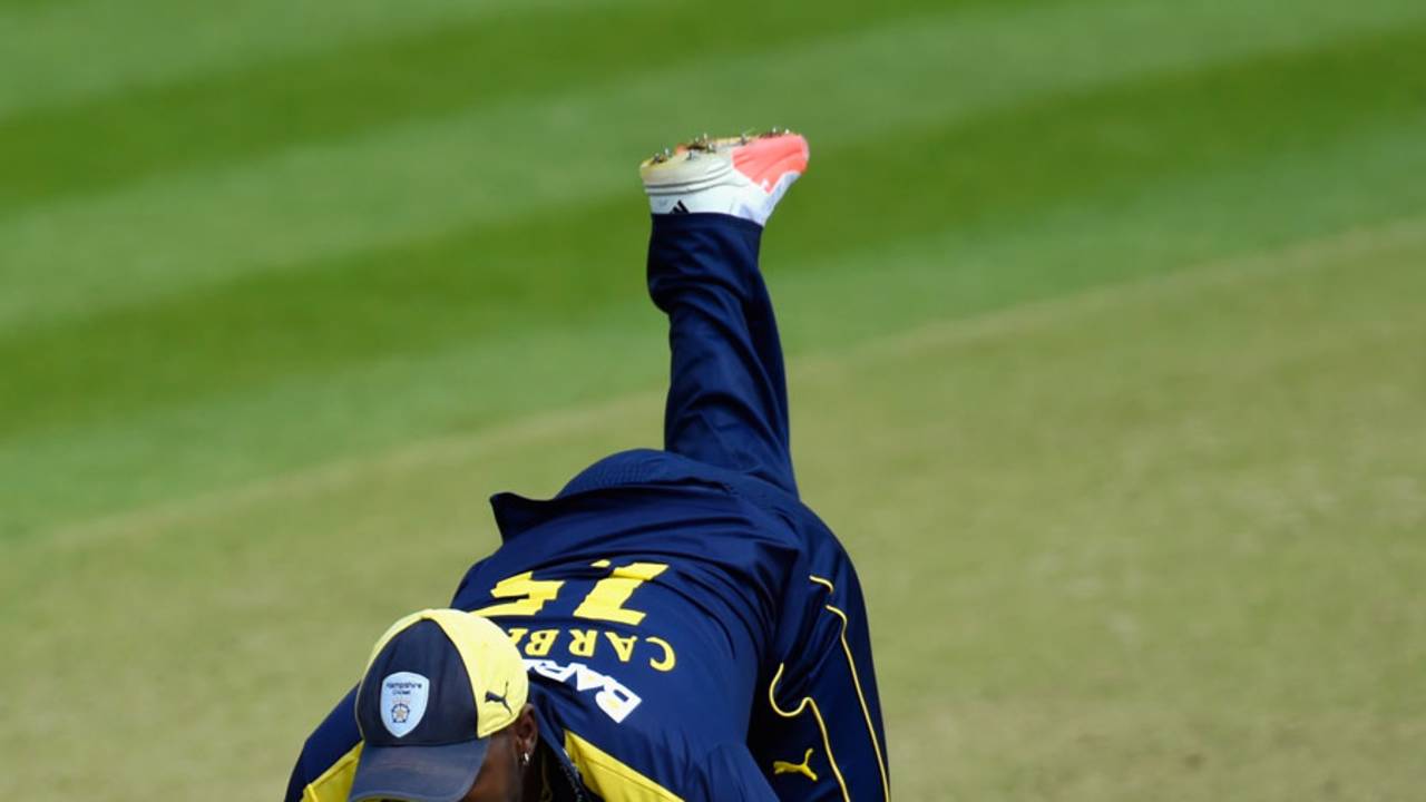 Michael Carberry held on to a catch despite colliding with Joe Gatting, Glamorgan v Hampshire, Royal London Cup, Group B, Cardiff, August 2, 2015
