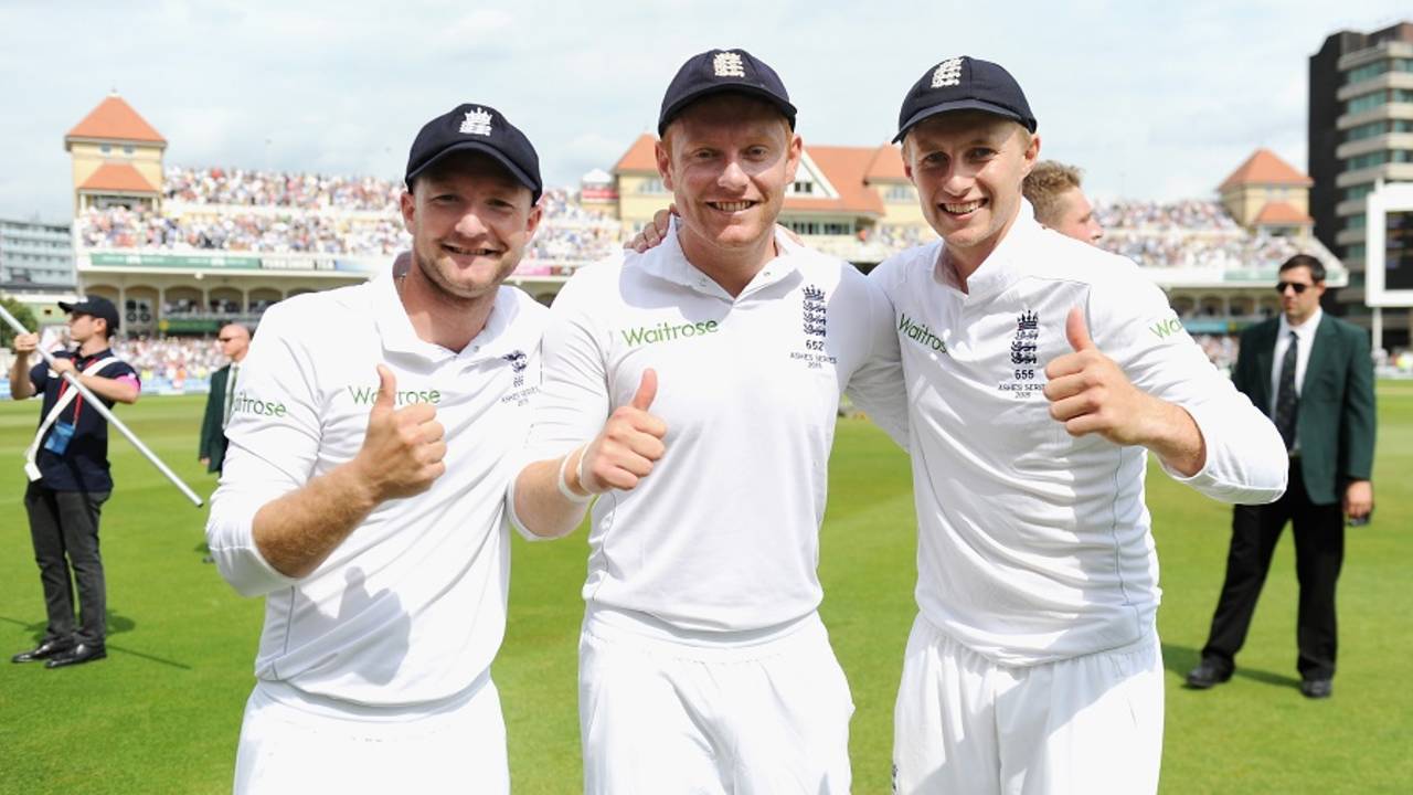 Yorkshire flavour: Adam Lyth, Jonny Bairstow and Joe Root give the triple thumbs up, England v Australia, 4th Investec Test, Trent Bridge, 3rd day, August 8, 2015