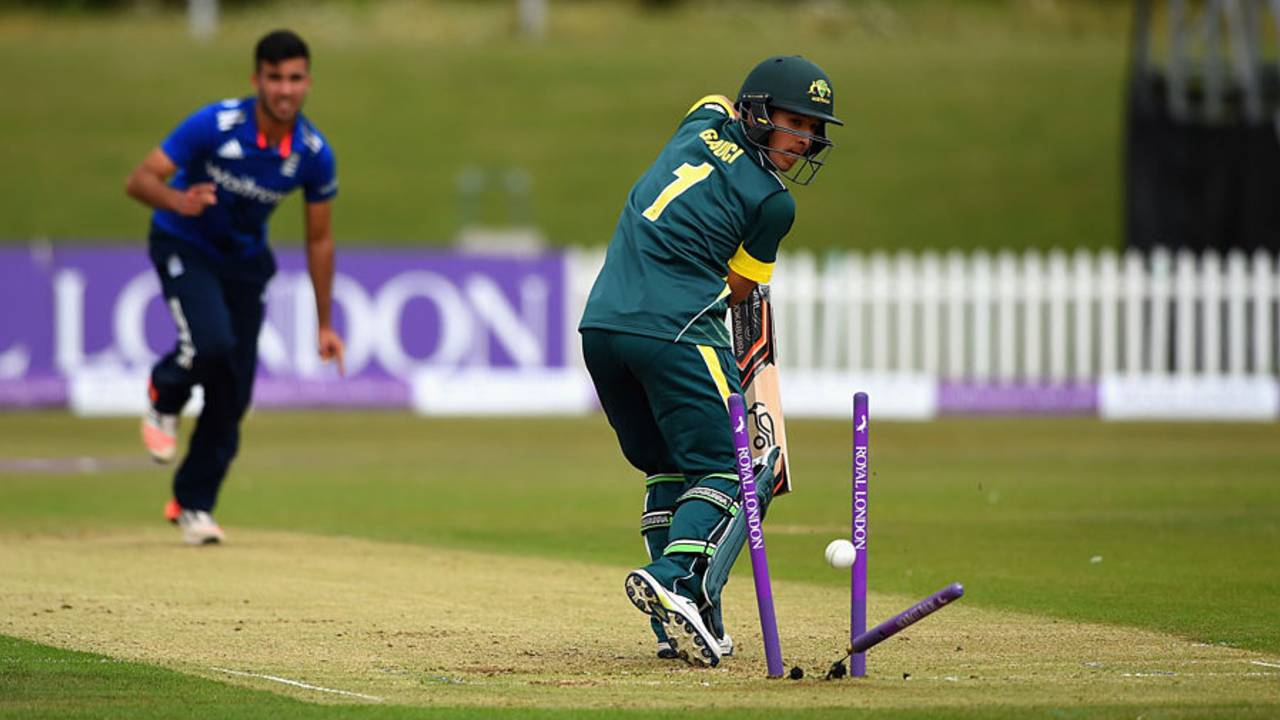 Jordan Gauci had his stumps rearranged by Saqib Mahmood, England U-19s v Australia U-19s, 3rd Youth ODI, Derby, August 17, 2015