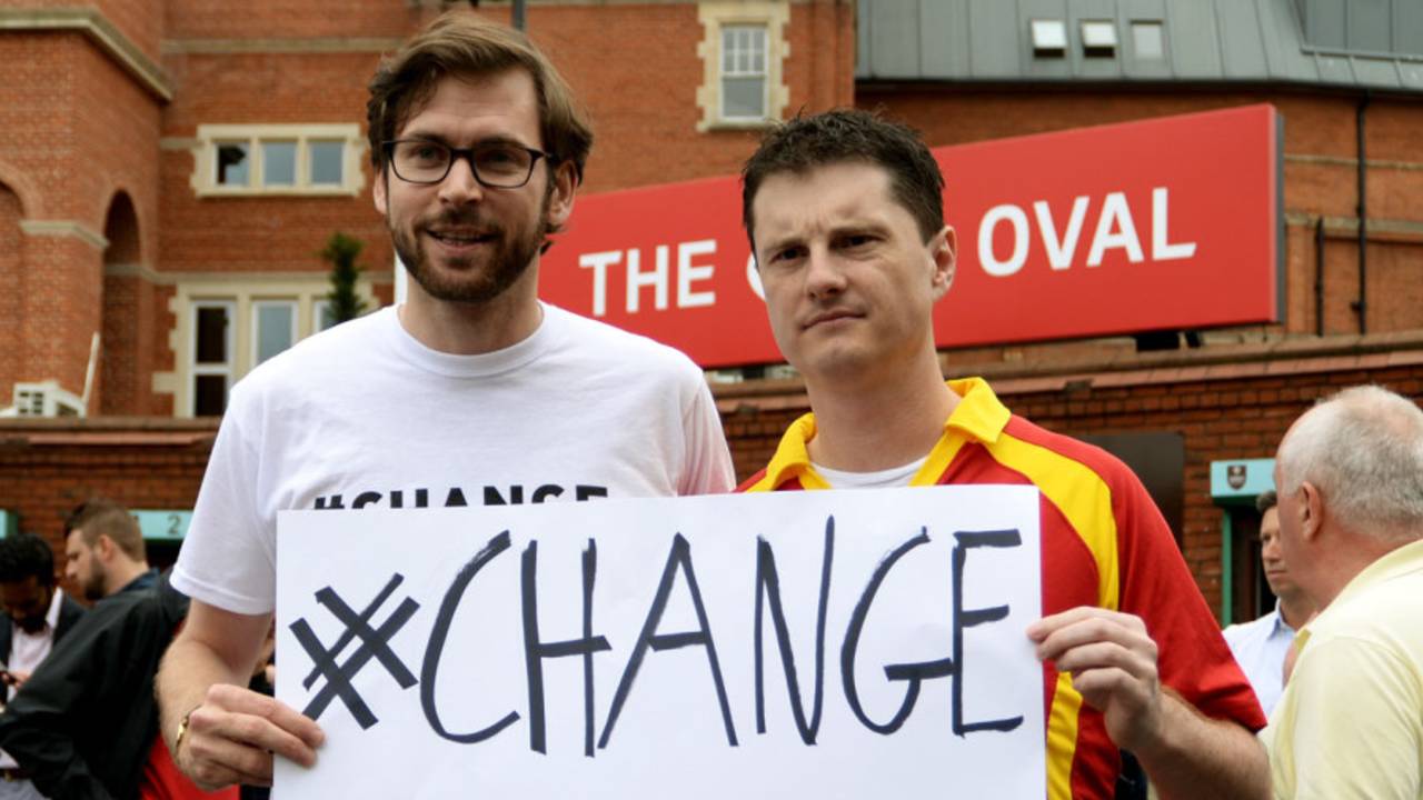 Sam Collins and Jarrod Kimber lead the Change Cricket protest at The Oval in August 2015&nbsp;&nbsp;&bull;&nbsp;&nbsp;Getty Images