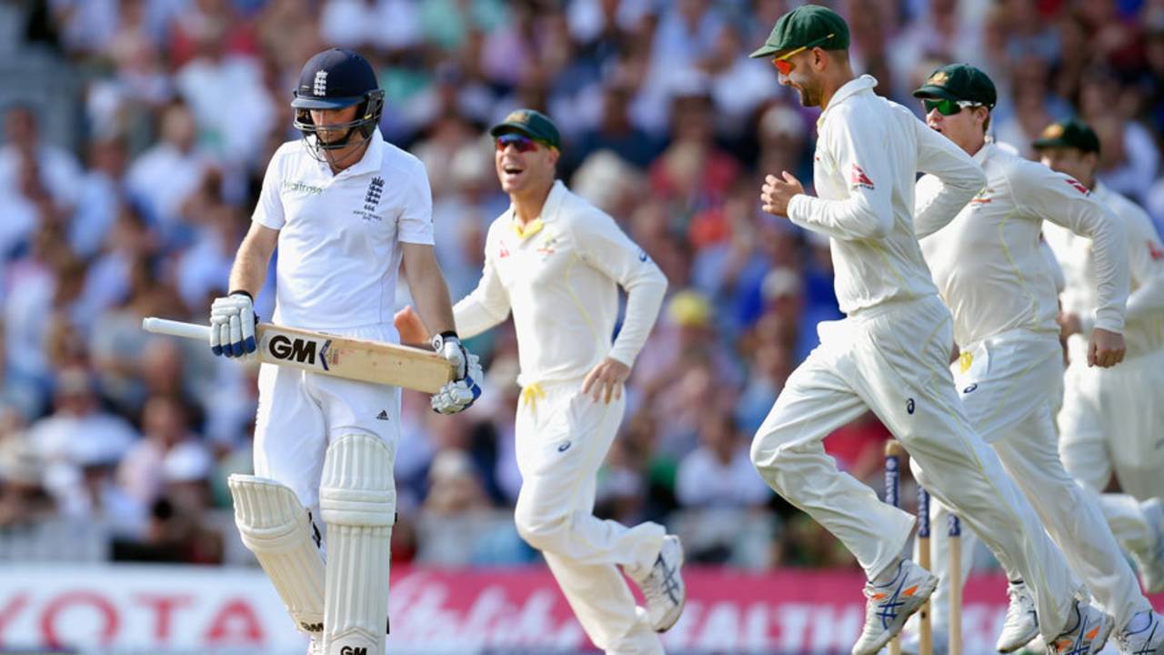 Adam Lyth falls to Peter Siddle for 19, England v Australia, 5th Investec Ashes Test, The Oval, 2nd day, August 21, 2015