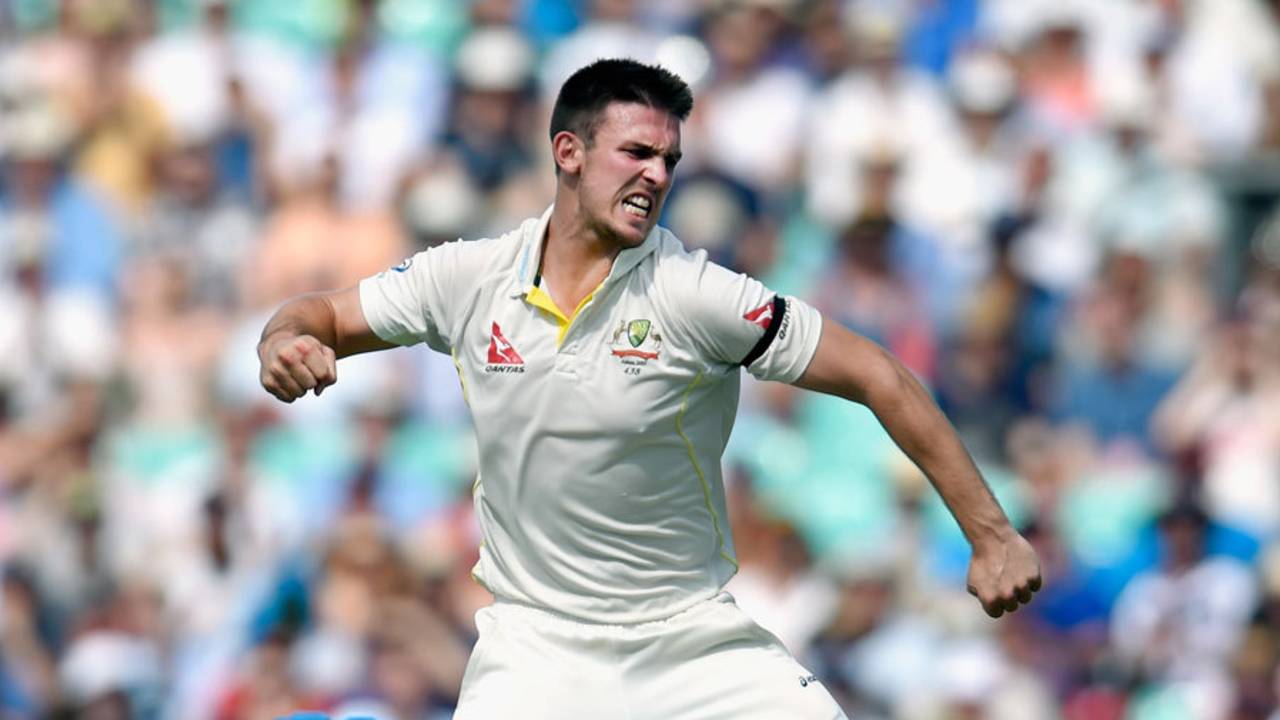 Australia's Mitchell Marsh celebrates the wicket of Ian Bell, England v Australia, 5th Investec Ashes Test, The Oval, 3rd day, August 22, 2015