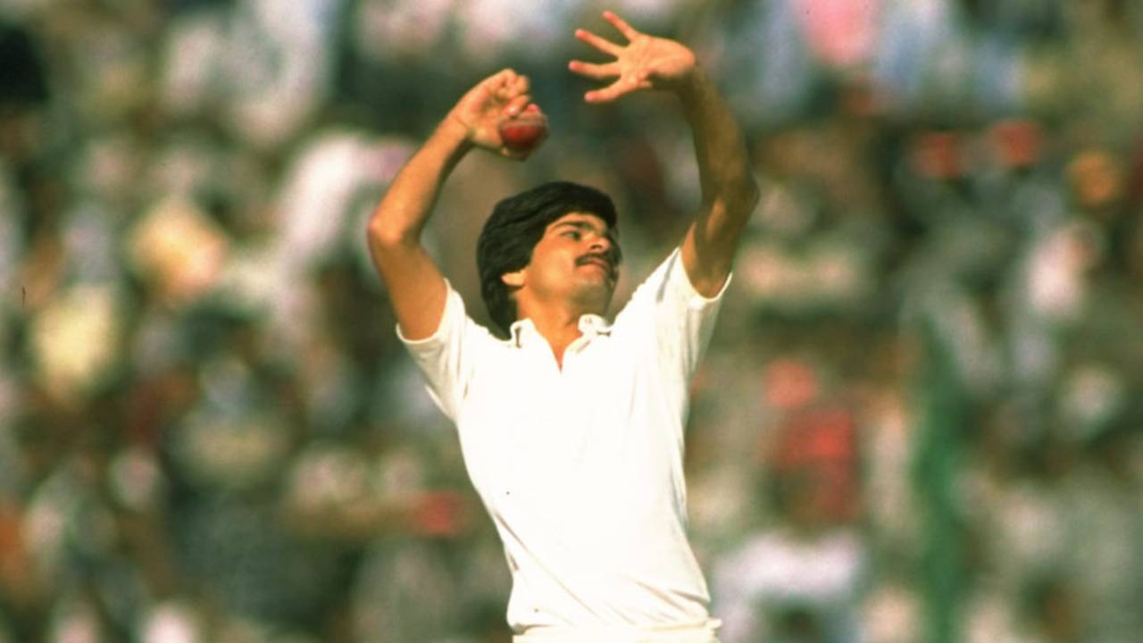 Gopal Sharma bowls India v England, 5th Test, Kanpur, 5th day, February 5, 1985