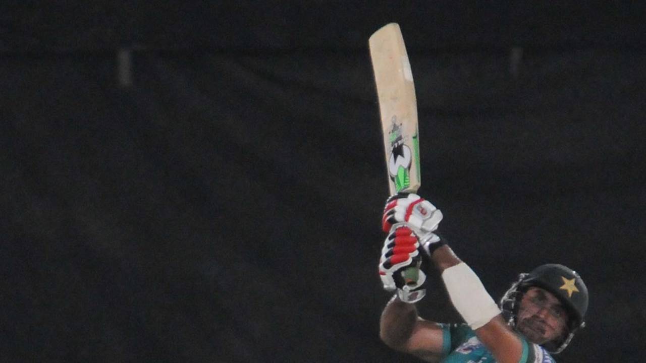 Nasir Jamshed struck his first T20 ton