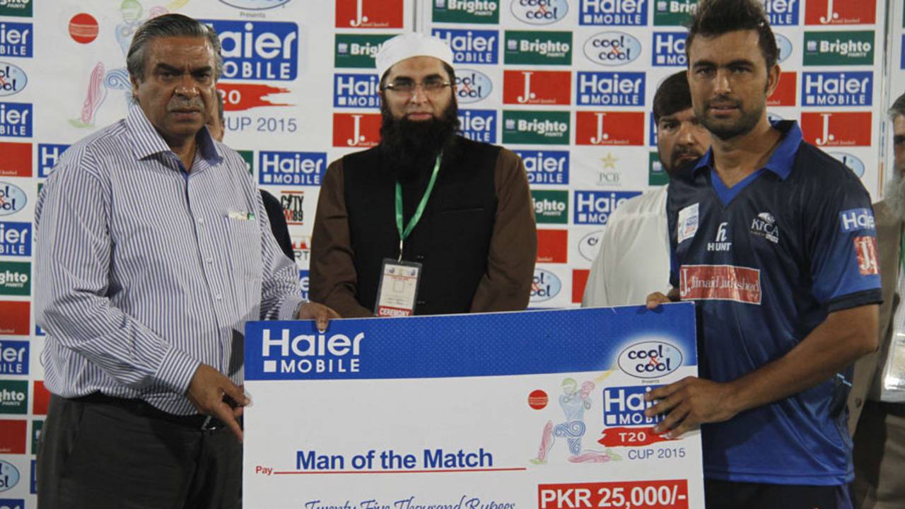 Abdul Ameer picked up the Man-of-the-Match award for his three wickets, Karachi Region Blues v Multan Region, 1st semi-final, Haier Mobile T20 Cup, Rawalpindi, September 14, 2015