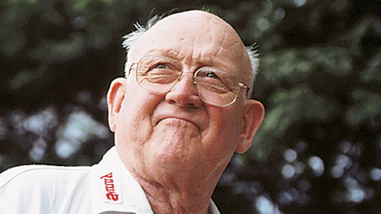 Frank Tyson looks on during a bowling camp, India, 2002