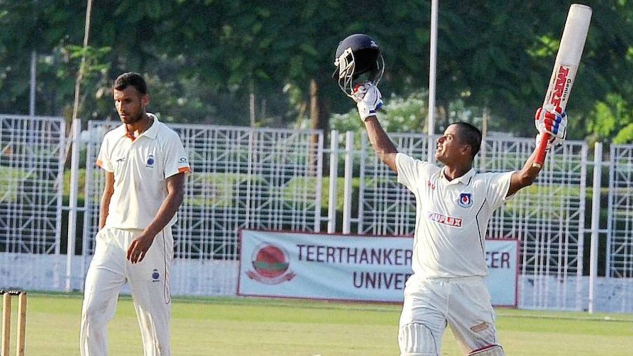 Almas Shaukat stayed unbeaten after his hundred, Uttar Pradesh v Madhya Pradesh, Ranji Trophy 2015-16, Group B, Moradabad, 1st day, October 1, 2015