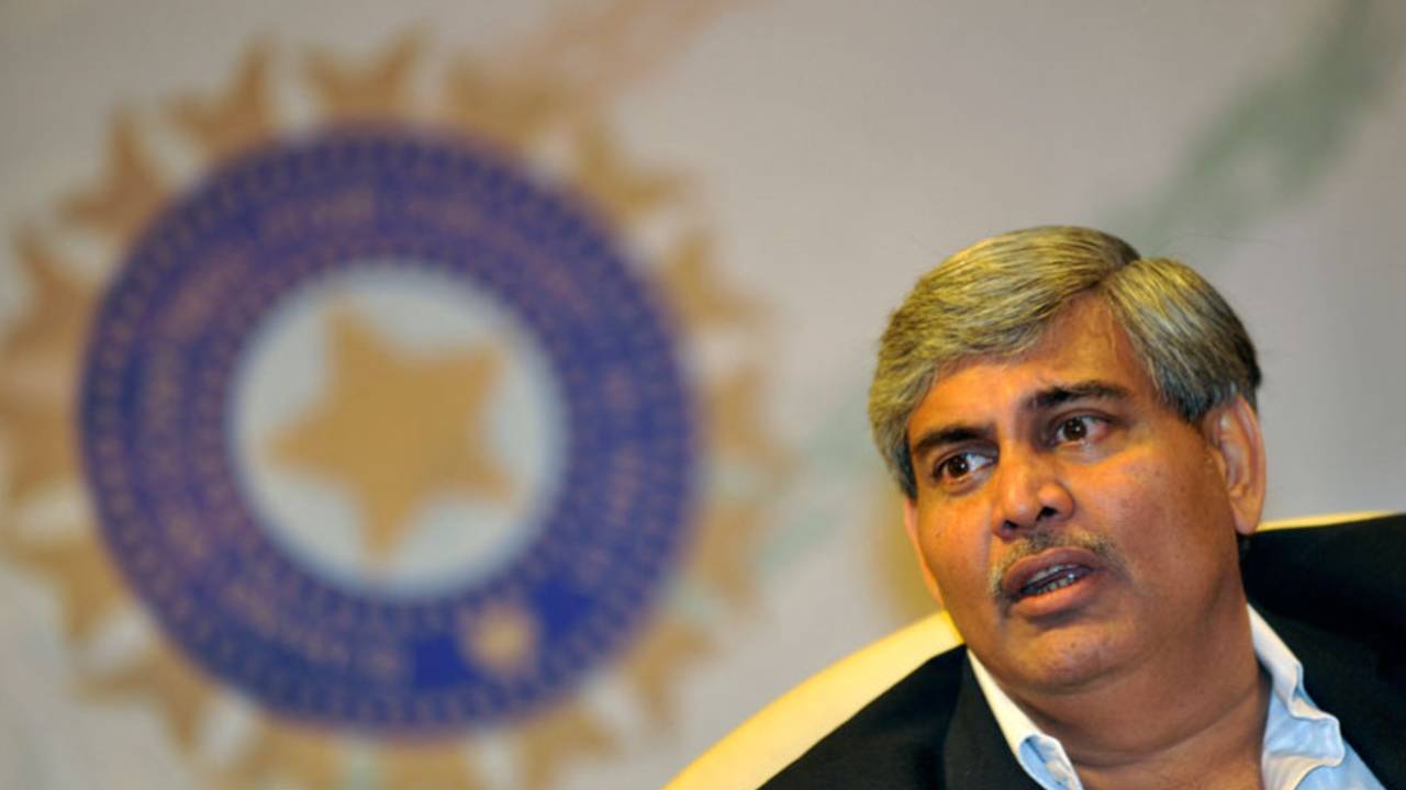 BCCI president Shashank Manohar at a press conference after the IPL governing council meeting, Mumbai, April 26, 2010