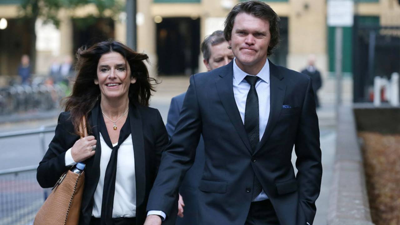 Lou Vincent has previously given evidence against Chris Cairns at Southwark Crown Court&nbsp;&nbsp;&bull;&nbsp;&nbsp;Associated Press