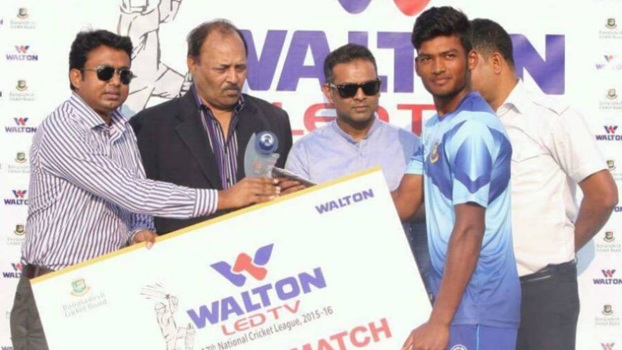 Nazmul Hossain Shanto's knock of 61 and 101 earned him the Man-of-the-Match award as Khulna dominated their fixture against Dhaka&nbsp;&nbsp;&bull;&nbsp;&nbsp;BCB