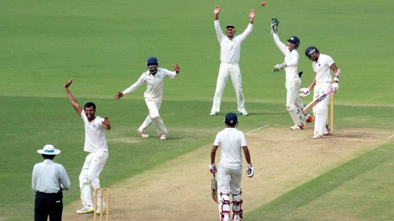Aditya Sarwate appeals for a caught-behind, Vidarbha v Assam, Ranji Trophy 2015-16, Group A, Nagpur, 2nd day, October 23, 2015