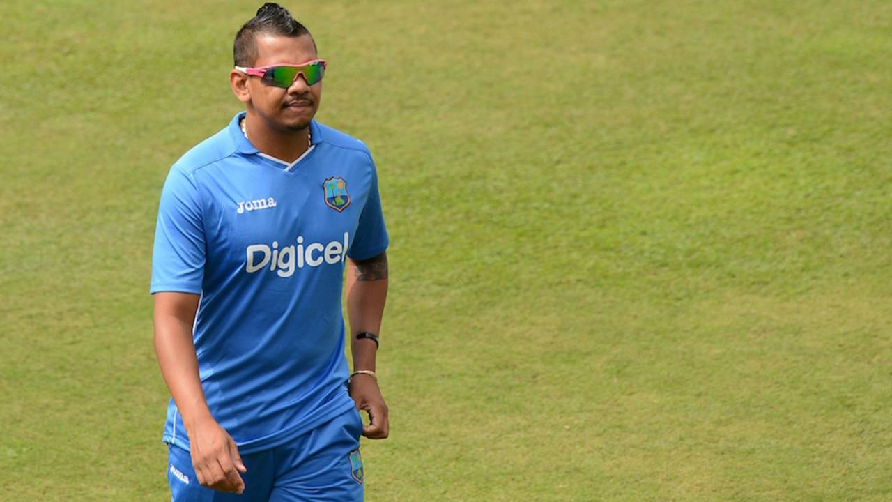 Sunil Narine walks on the outfield after rain delayed the start of the ODI in Colombo, Sri Lanka v West Indies, 1st ODI, Colombo, November 1, 2015