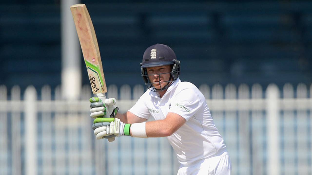 Ian Bell grew in confidence in the morning session, Pakistan v England, 3rd Test, Sharjah, 2nd day, November 2, 2015