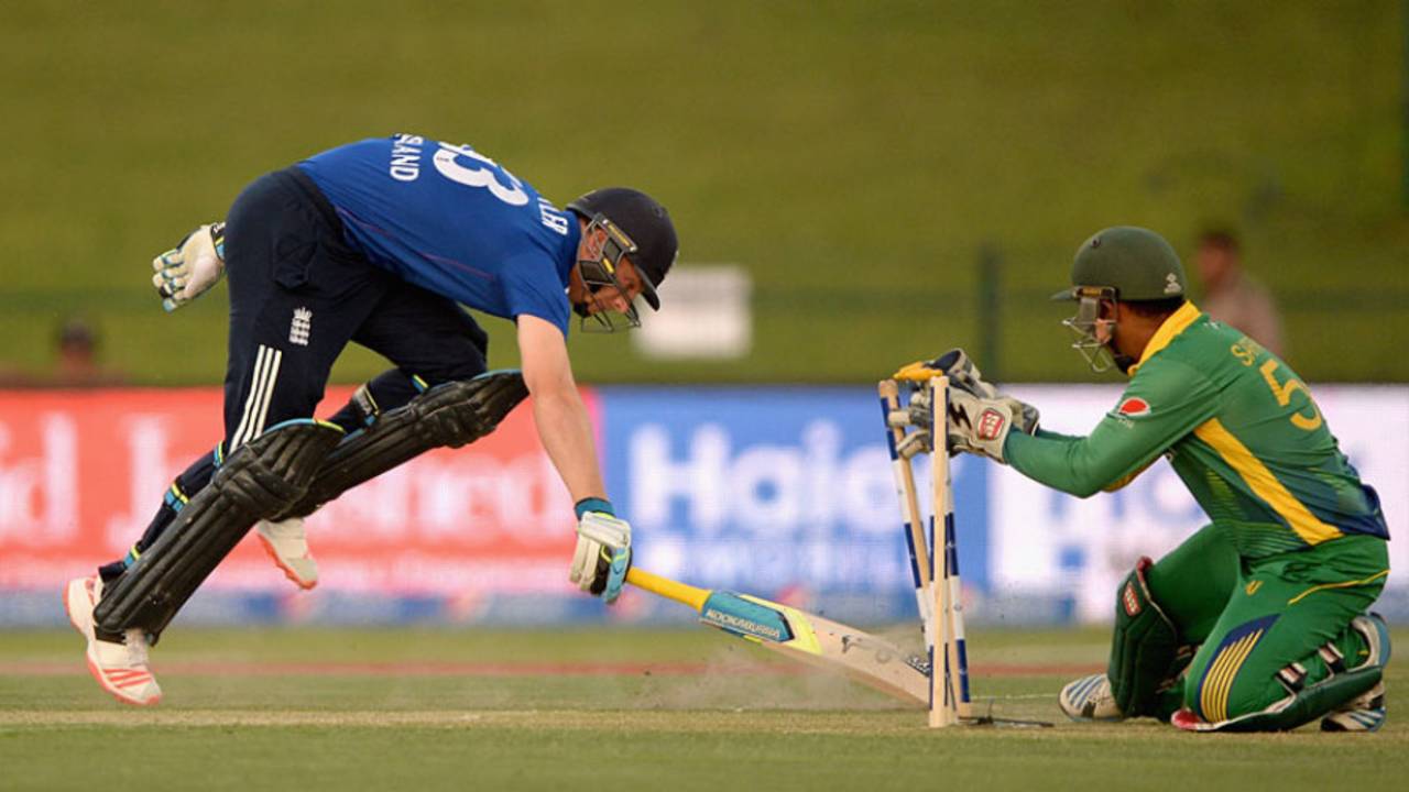 Jos Buttler was run out for 1, Pakistan v England, 1st ODI, Abu Dhabi, November 11, 2015