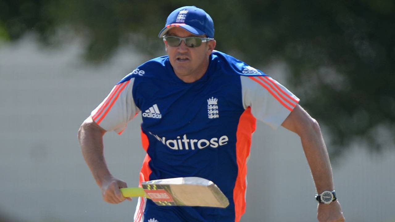 Andy Flower gets a bat back in his hand, Dubai, November 22, 2015