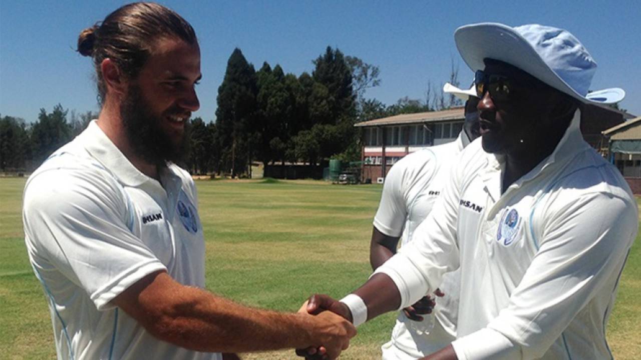 Kyle Bowie is presented his cap on first-class debut for Matabeleland Tuskers,  Mashonaland Eagles v Matabeleland Tuskers, Logan Cup, Harare, 1st day November 25 2015