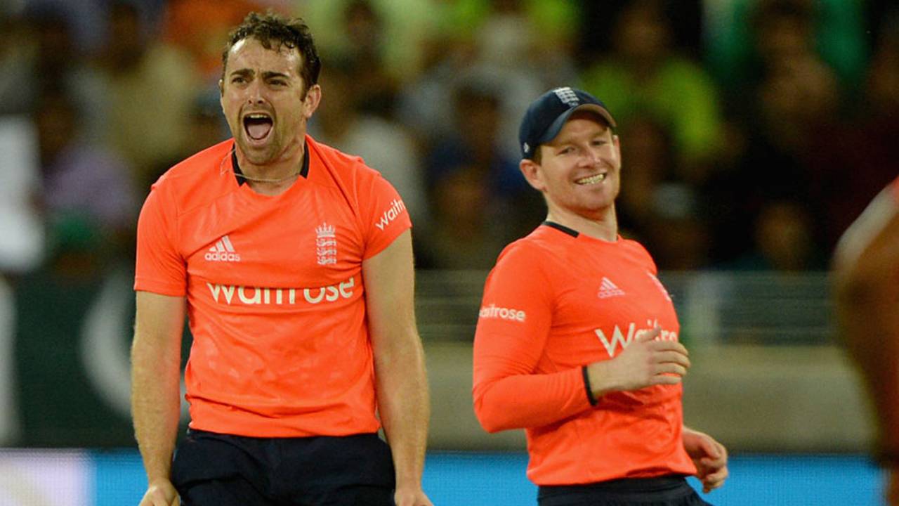 Stephen Parry claimed two wickets with his left-arm spin, Pakistan v England, 1st T20, Dubai, November 26, 2015