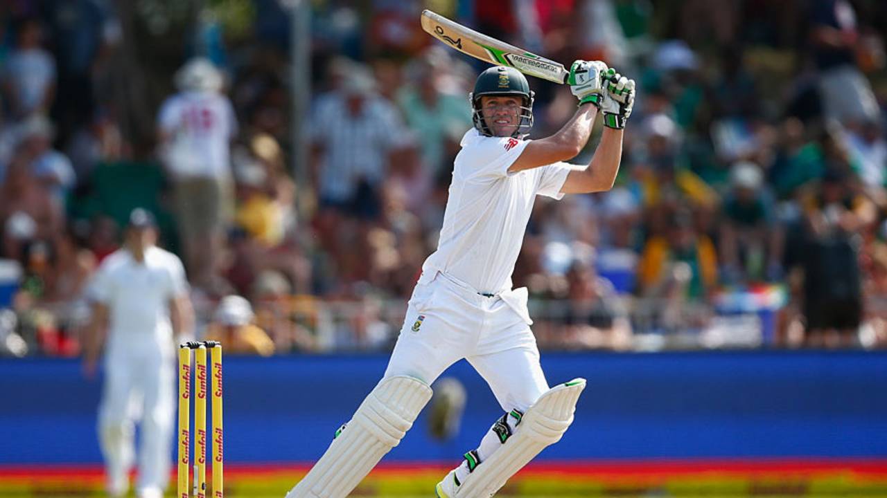 AB de Villiers made 49 at No. 4, after keeping wicket throughout England's innings&nbsp;&nbsp;&bull;&nbsp;&nbsp;Getty Images