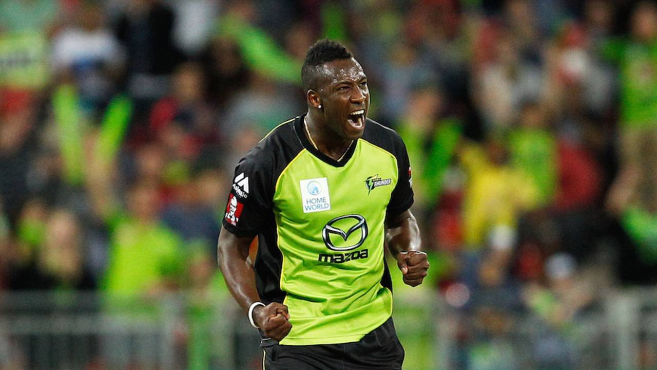 Andre Russell struck on the first ball of the match, Sydney Thunder v Adelaide Strikers, BBL 2015-16, Sydney, December 28, 2015