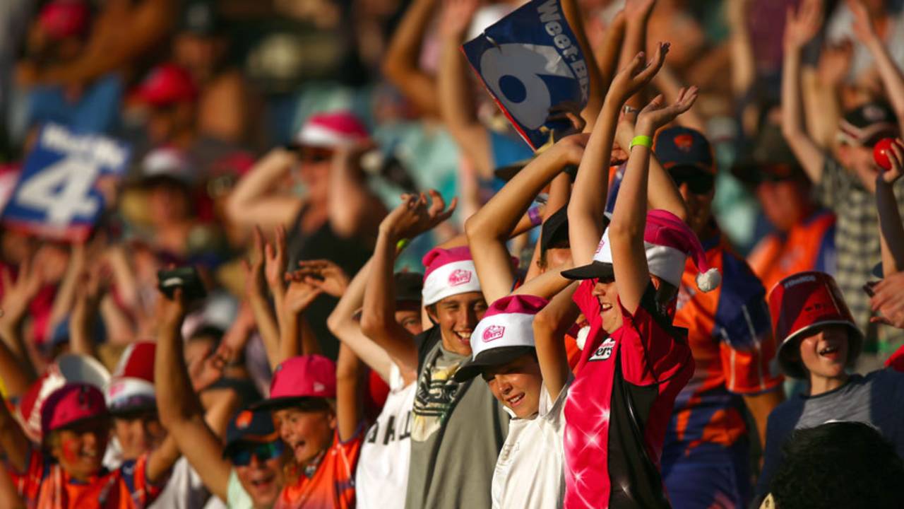 This season, the Sixers hosted a pre-Christmas crowd of 20,072 at the SCG, and as many as 3,000 fans stayed behind to sing Christmas carols&nbsp;&nbsp;&bull;&nbsp;&nbsp;Getty Images