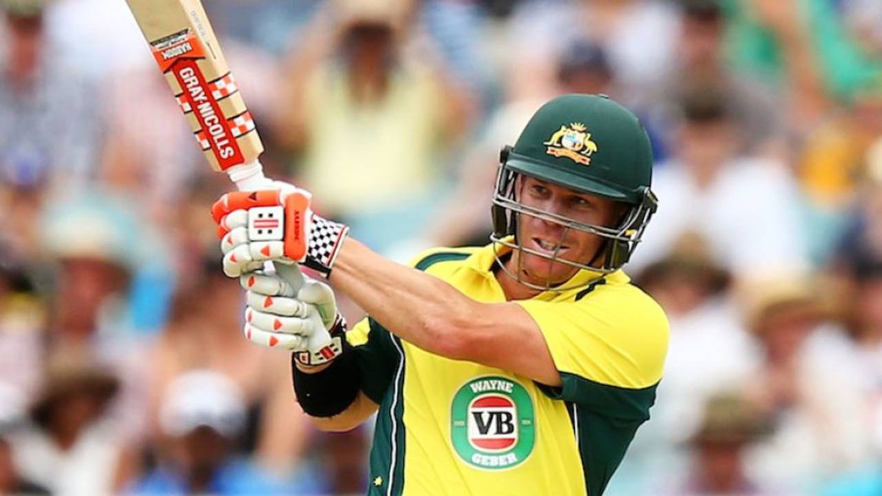 David Warner pulls, Australia v India, 4th ODI, Canberra, January 20, 2016
