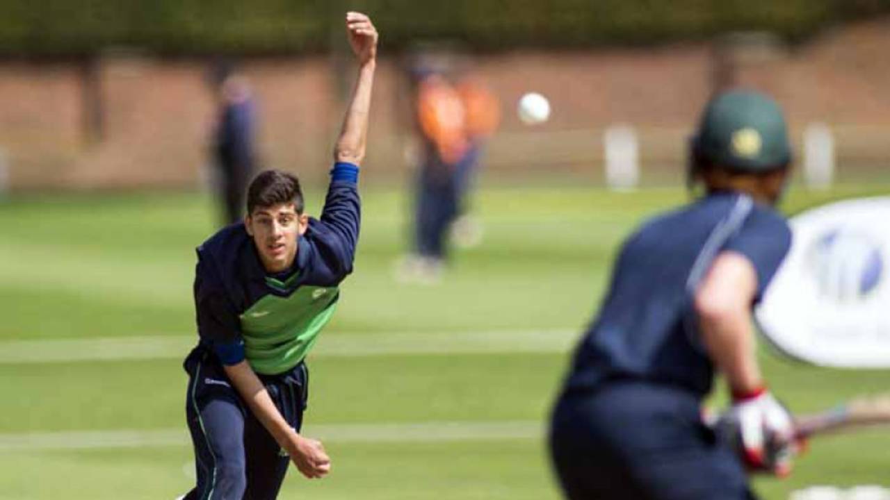Varun Chopra bowls in the European Under-15 Championships, August 8, 2015