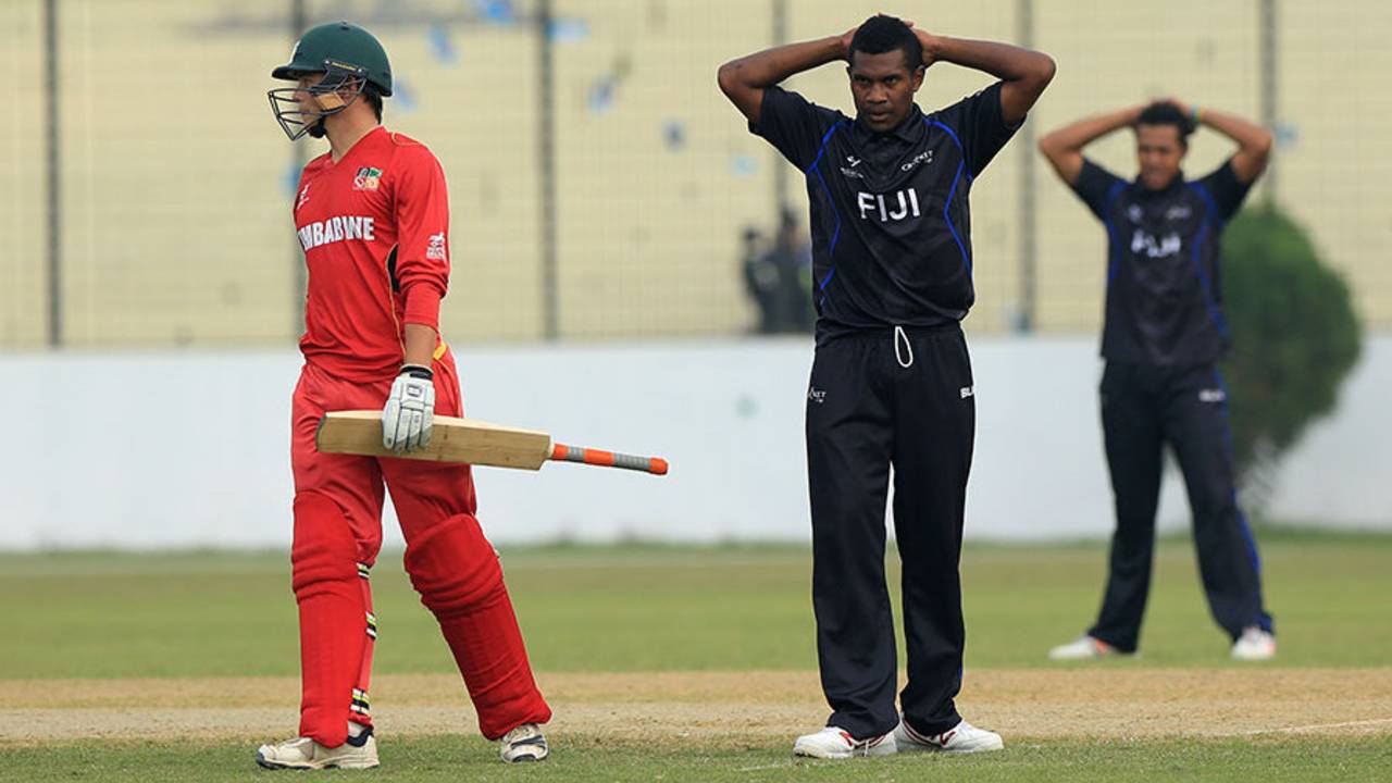 Brendan Sly steered Zimbabwe home with an unbeaten 29, Fiji v Zimbabwe, Under-19 World Cup, Group C, Chittagong, January 29, 2016