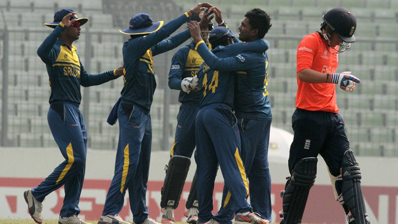 Sri Lanka Under-19s celebrate after dismissing Sam Curran for 25, England v Sri Lanka, Under-19 World Cup 2016, quarter-final, Mirpur, February 7, 2016