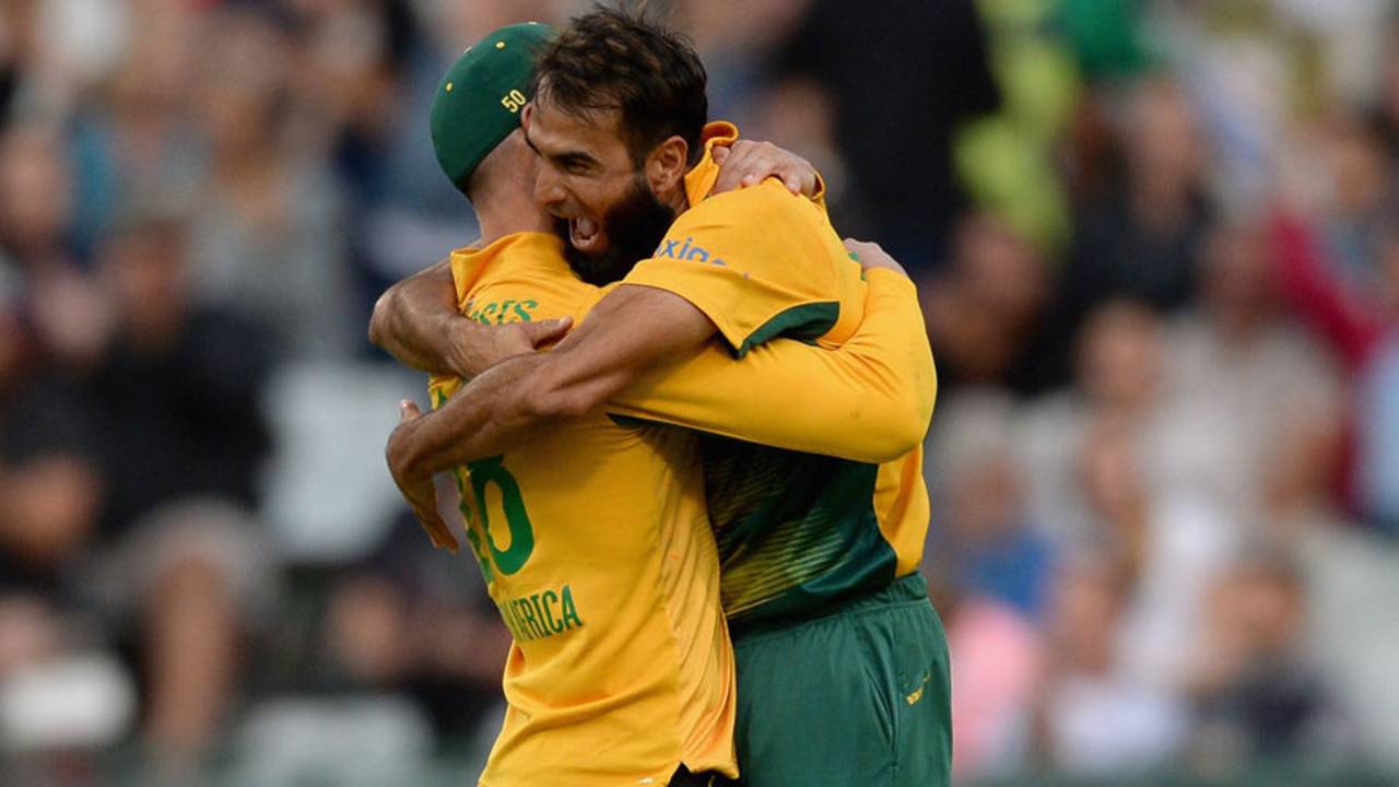 Faf du Plessis' blinding catch gave Imran Tahir his fourth wicket, South Africa v England, 1st T20, Cape Town, February 19, 2016