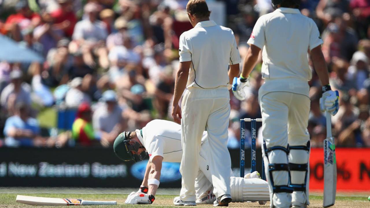 Steven Smith falls to the ground after being hit on his helmet by a Neil Wagner bouncer, New Zealand v Australia, 2nd Test, Christchurch, 2nd day, February 21, 2016