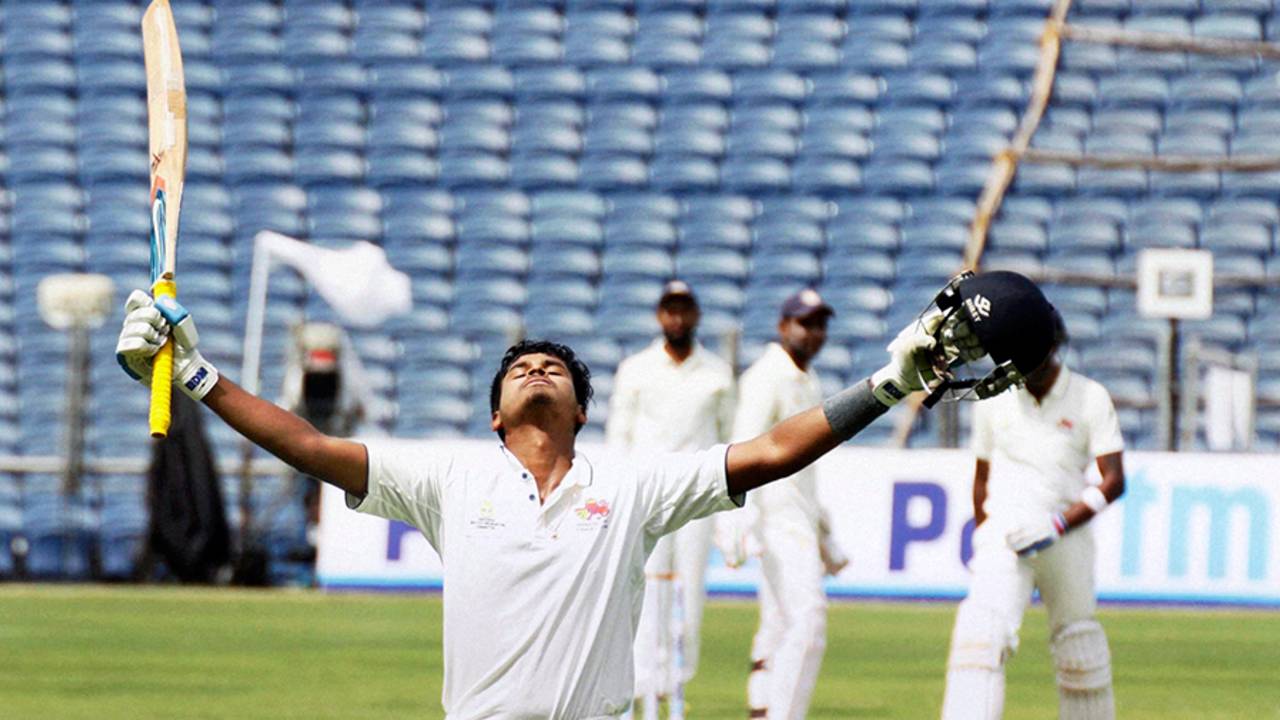 Shreyas Iyer's understated reaction after reaching his century show the maturity of the batsman who has become an important cog in the Mumbai set-up&nbsp;&nbsp;&bull;&nbsp;&nbsp;PTI 