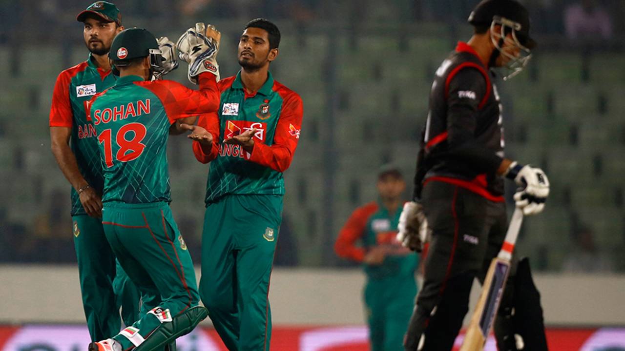 File photo - Mahmudullah gave away five runs and took a wicket in the final over to seal Sheikh Jamal Dhanmondi Club's win&nbsp;&nbsp;&bull;&nbsp;&nbsp;Associated Press