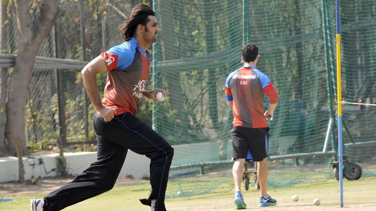Shapoor Zadran in action during training,  Mohali, March 3, 2016