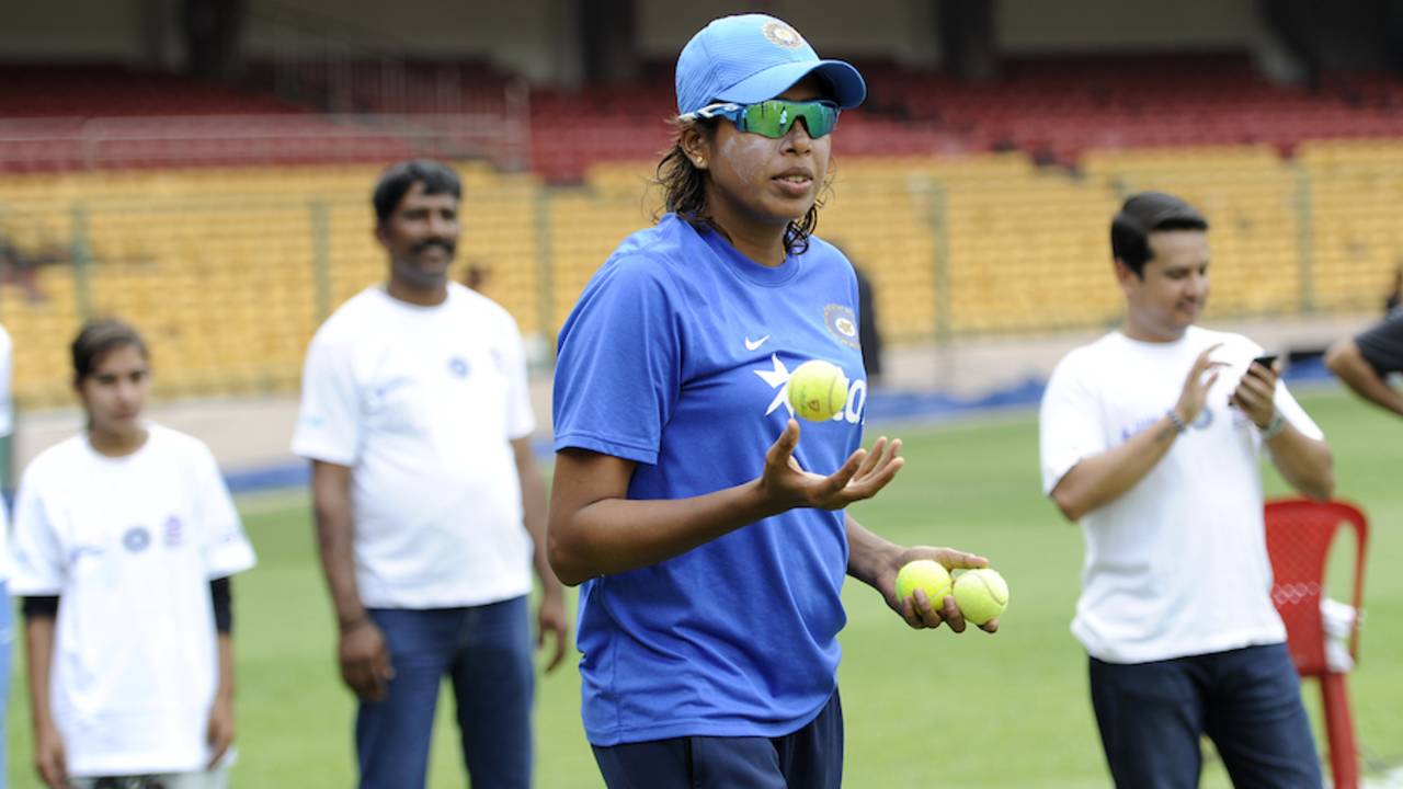 Jhulan Goswami plays during a UNICEF event, Bangalore, March 14, 2016
