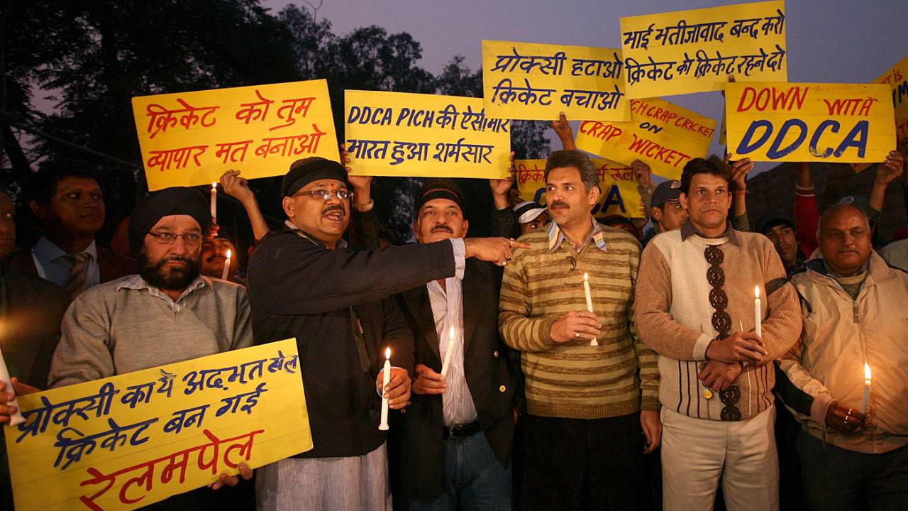 Kirti Azad and Madan Lal protest against the DDCA
