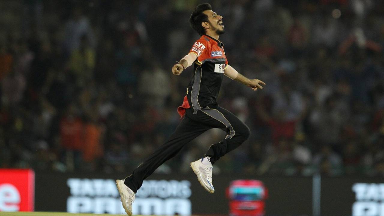 Yuzvendra Chahal took 2 for 30 in four overs, Kings XI Punjab v Royal Challengers Bangalore, IPL 2016, Mohali, May 9, 2016