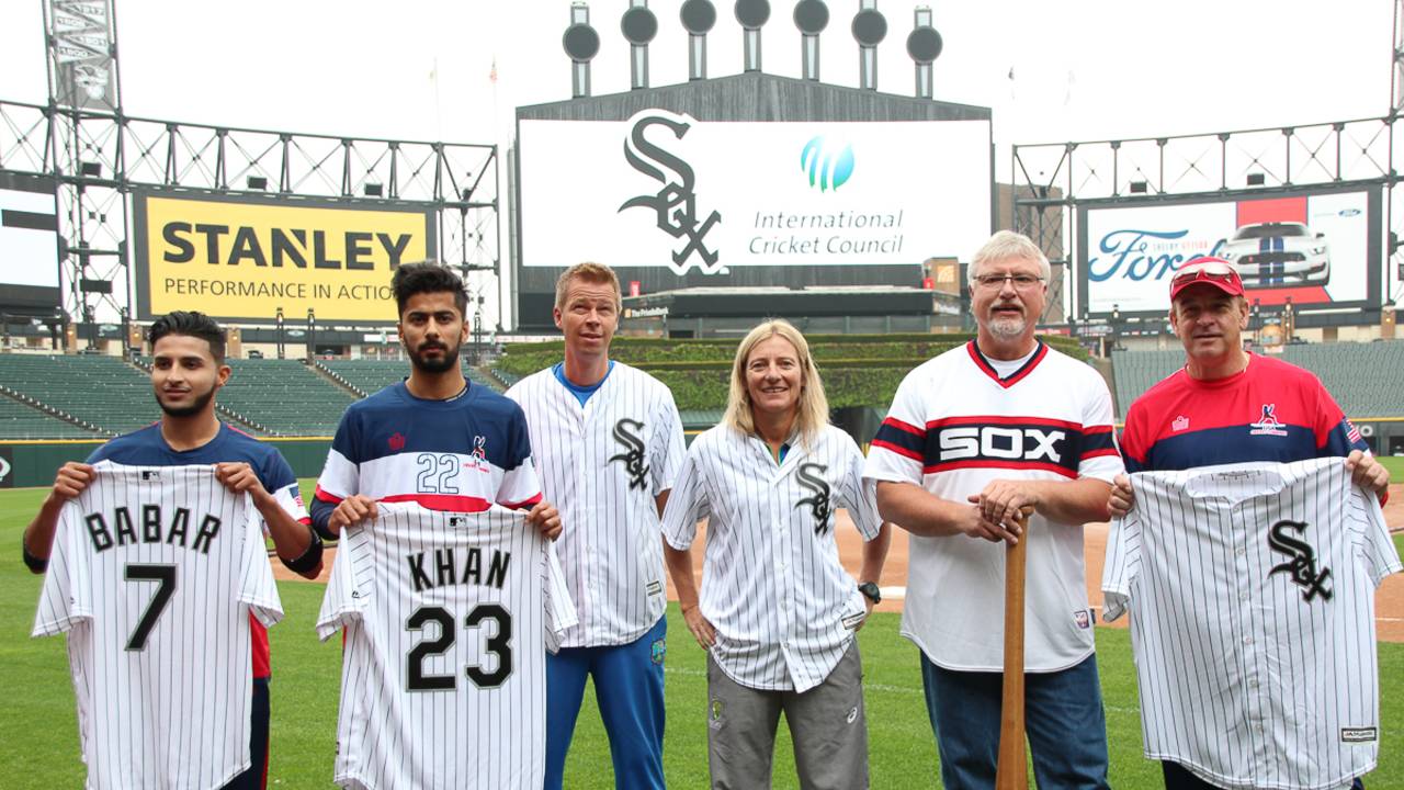 USA's Fahad Babar and Ali Khan join former Chicago White Sox player Ron Kittle and ICC coaches Graeme West, Cathryn Fitzpatrick and Mike Young for a demo at US Cellular Field, Chicago, May 12, 2016
