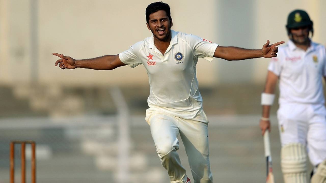 Shardul Thakur celebrates a wicket, Indian Board President's XI v South Africans, Mumbai, 1st day, October 30, 2015