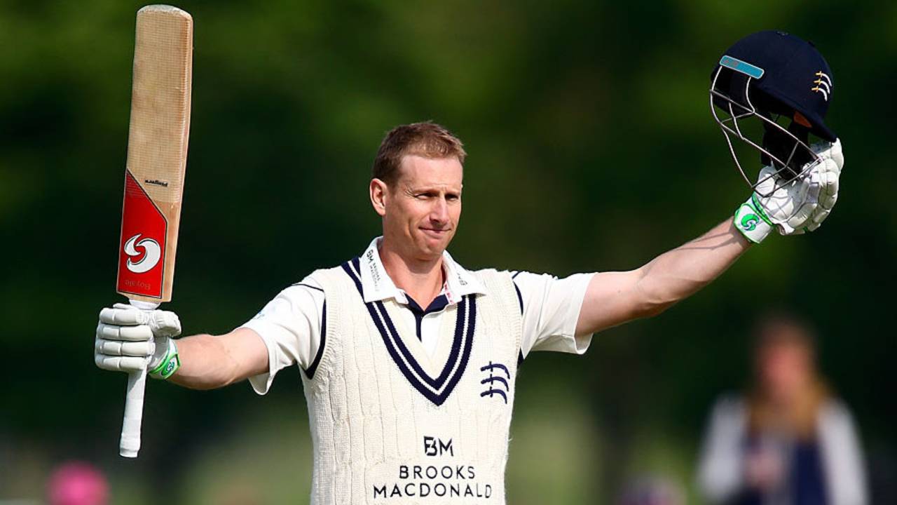 Adam Voges led Middlesex with a century, Middlesex v Hampshire, County Championship, Division One, Merchant Taylors' School, 1st day, May 29, 2016
