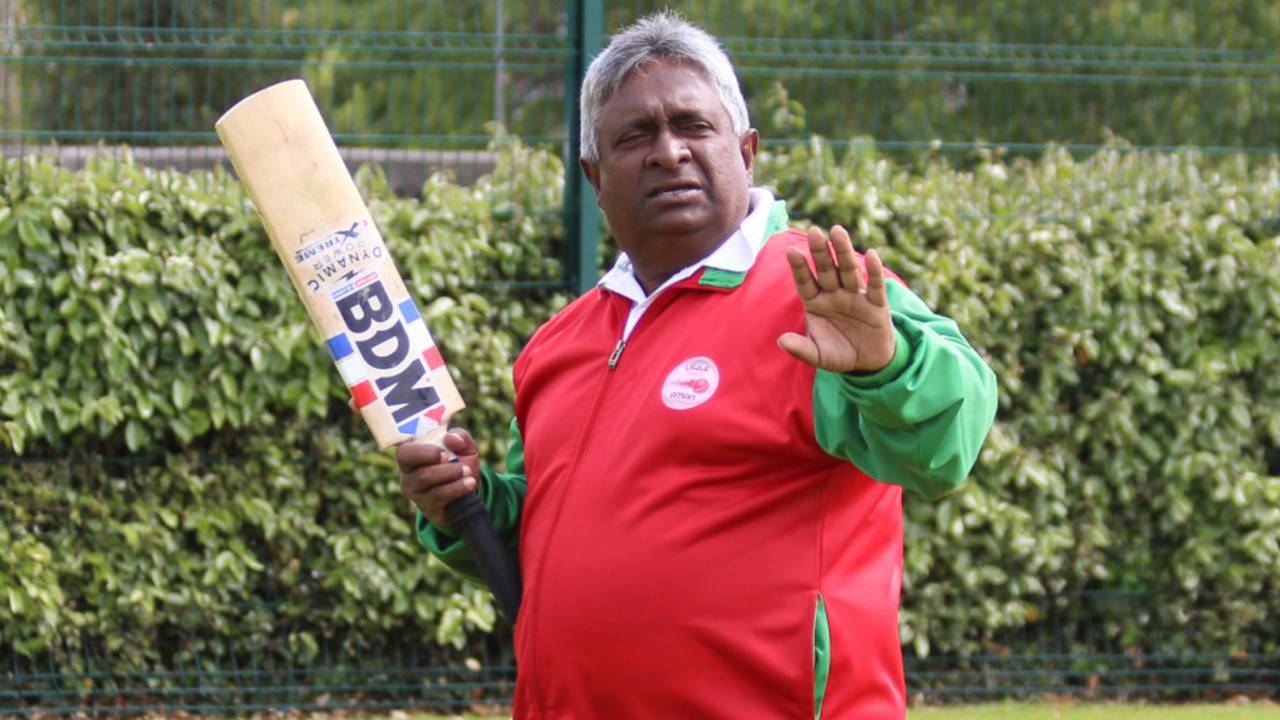 Oman coach Duleep Mendis goes through some instructions during warm-ups, Guernsey v Oman, ICC World Cricket League Division Five, St Clement, May 27, 2016